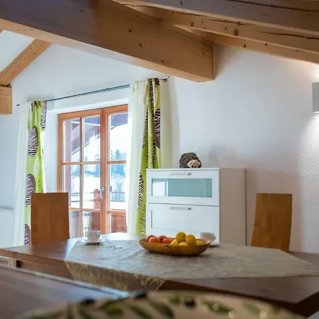 Alpinloft Tirol Apartamento *